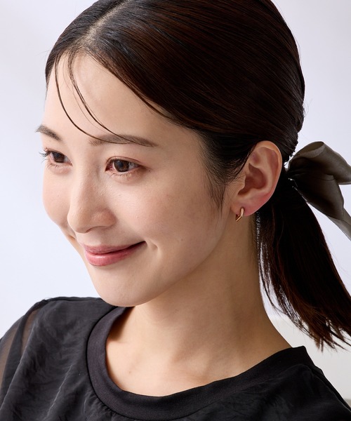 CALIN STANDARD(カリンスタンダード)の「◆金属アレルギー対応◆◆made in japan◆【片手でスムースワンタッチ】スクエア ミニスムースピアス(ピアス(両耳用)・レディース・ピンクゴールド/ゴールド/シルバー・FREE)」の16枚目の写真