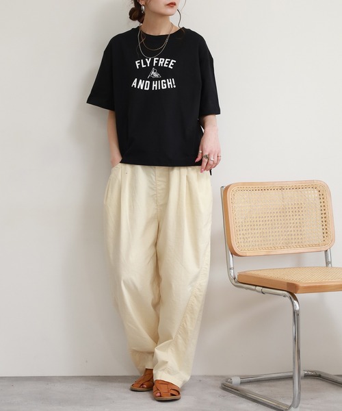 FUNALIVE(ファンアライブ)の「コットンワイドクルーネックプリントTシャツB半袖(Tシャツ/カットソー・レディース・アイボリー/ライトベージュ/ブラック/モカ/ブルー・M-L)」の18枚目の写真