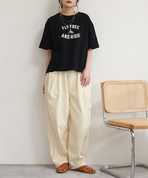 FUNALIVE(ファンアライブ)の「コットンワイドクルーネックプリントTシャツB半袖(Tシャツ/カットソー・レディース・アイボリー/ライトベージュ/ブラック/モカ/ブルー・M-L)」の19枚目の写真