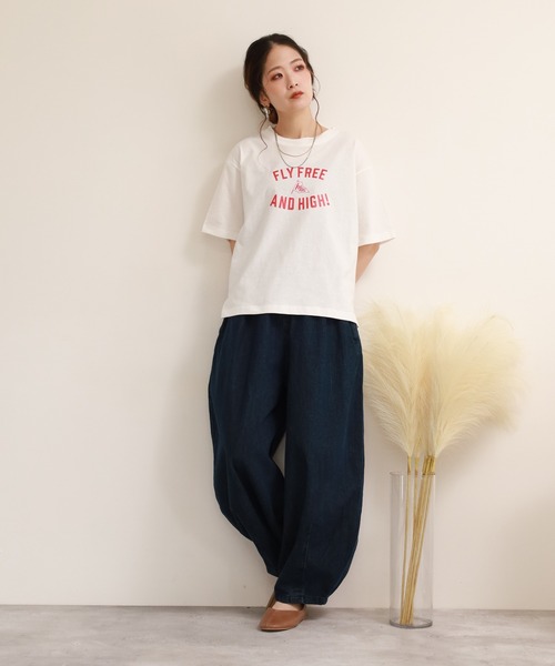 FUNALIVE(ファンアライブ)の「コットンワイドクルーネックプリントTシャツB半袖(Tシャツ/カットソー・レディース・アイボリー/ライトベージュ/ブラック/モカ/ブルー・M-L)」の11枚目の写真
