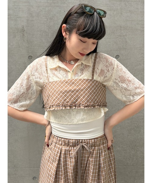 ELCHELE(エルチェレ)の「CHECK HEM FRILL BUSTIER(その他トップス・レディース・ブルー/ベージュ・FREE)」の14枚目の写真
