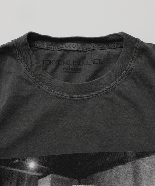 JOURNAL STANDARD relume(ジャーナルスタンダード レリューム)の「【TOKYO No.1 SOUL SET × relume】別注 セッションフォト Tシャツ(Tシャツ/カットソー・メンズ・ブラック系その他/ホワイト系その他・MEDIUM/SMALL/LARGE)」の12枚目の写真