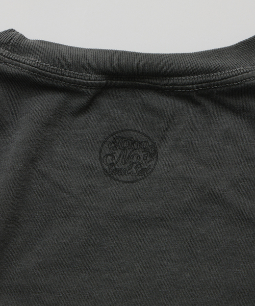 JOURNAL STANDARD relume(ジャーナルスタンダード レリューム)の「【TOKYO No.1 SOUL SET × relume】別注 セッションフォト Tシャツ(Tシャツ/カットソー・メンズ・ブラック系その他/ホワイト系その他・MEDIUM/SMALL/LARGE)」の4枚目の写真