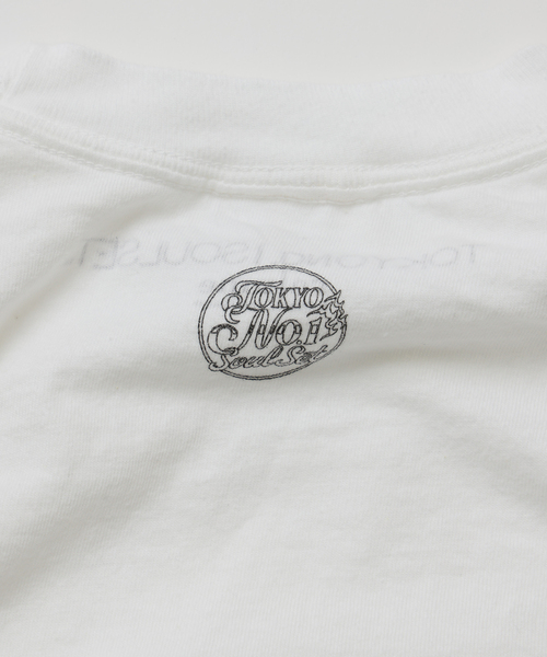JOURNAL STANDARD relume(ジャーナルスタンダード レリューム)の「【TOKYO No.1 SOUL SET × relume】別注 セッションフォト Tシャツ(Tシャツ/カットソー・メンズ・ブラック系その他/ホワイト系その他・MEDIUM/SMALL/LARGE)」の6枚目の写真
