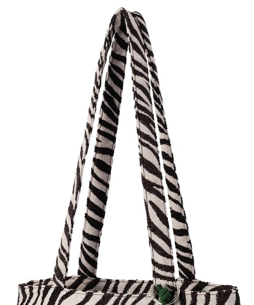 Green Parks(グリーンパークス)の「ポーチ付ジャガードA4トートバッグ(トートバッグ・レディース・オレンジ/グリーン・FREE)」の10枚目の写真