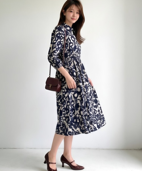 Sew loop(ソーループ)の「綿100%フラワープリントワンピース(シャツワンピース・レディース・ネイビー・M)」の9枚目の写真