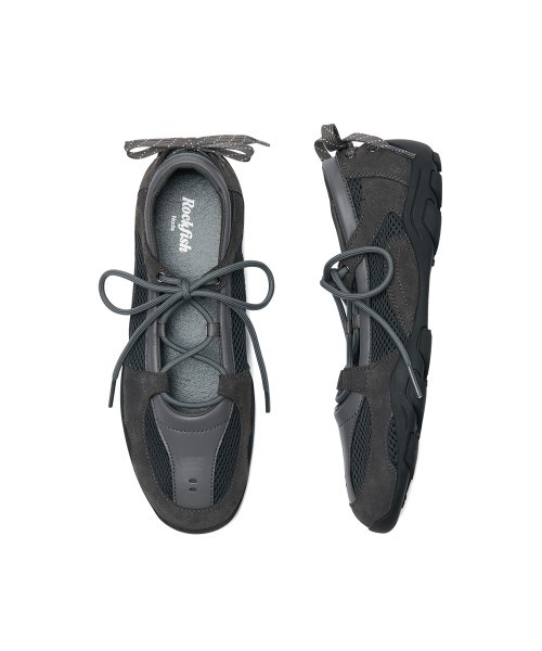 ROCKFISH WEATHERWEAR（ロックフィッシュウェザーウェア）の「NICOLE WEAVING LACEUP SNEAKERS V2（スニーカー・レディース・チャコール/チョコ/ブラック・24.5cm/23.0cm/24.0cm/23.5cm/25.0cm）」の3枚目の写真
