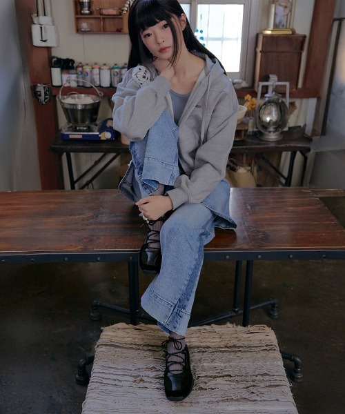 ROCKFISH WEATHERWEAR（ロックフィッシュウェザーウェア）の「NICOLE WEAVING LACEUP SNEAKERS V2（スニーカー・レディース・チャコール/チョコ/ブラック・24.5cm/23.0cm/24.0cm/23.5cm/25.0cm）」の4枚目の写真
