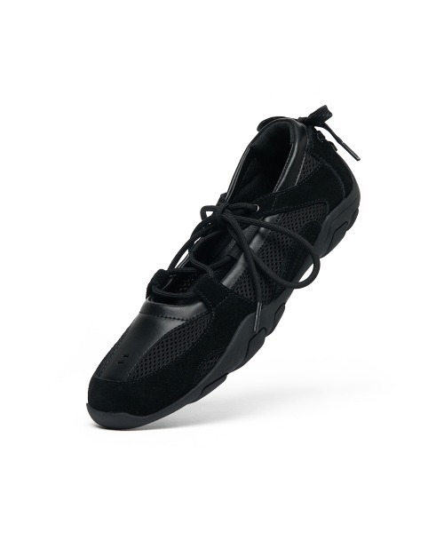 ROCKFISH WEATHERWEAR（ロックフィッシュウェザーウェア）の「NICOLE WEAVING LACEUP SNEAKERS V2（スニーカー・レディース・チャコール/チョコ/ブラック・24.5cm/23.0cm/24.0cm/23.5cm/25.0cm）」の10枚目の写真