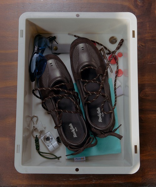 ROCKFISH WEATHERWEAR（ロックフィッシュウェザーウェア）の「NICOLE WEAVING LACEUP SNEAKERS V2（スニーカー・レディース・チャコール/チョコ/ブラック・24.5cm/23.0cm/24.0cm/23.5cm/25.0cm）」の20枚目の写真