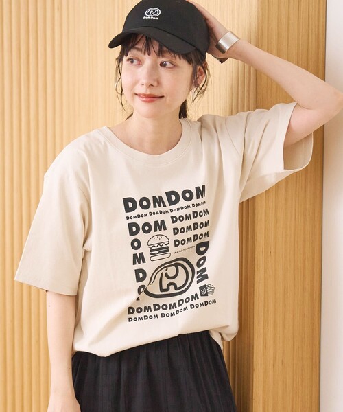 coen(コーエン)の「【DOMDOM(ドムドム)×coen】アソートロゴプリントユニTシャツ(WEB限定サイズあり)(Tシャツ/カットソー・レディース・レッド/ナチュラル/ライトグレー/オフホワイト/その他1/その他2/ダークグレー/その他3・M/XL/L)」の4枚目の写真