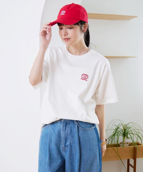 coen(コーエン)の「【DOMDOM(ドムドム)×coen】アソートロゴプリントユニTシャツ(WEB限定サイズあり)(Tシャツ/カットソー・レディース・レッド/ナチュラル/ライトグレー/オフホワイト/その他1/その他2/ダークグレー/その他3・M/XL/L)」の11枚目の写真