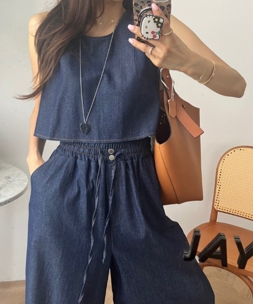 YUGA(ユーガ)の「YUGA_YGMC Korean-style Back-button cropped top + wide-leg pants set(つなぎ/オールインワン・レディース・ホワイト/インディゴブルー/ライトブルー・FREE)」の19枚目の写真