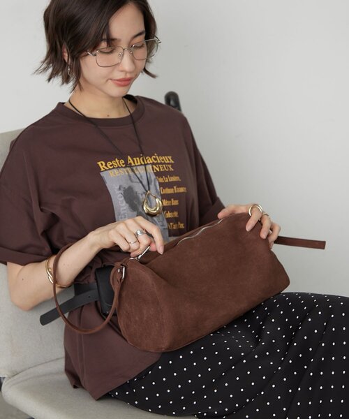 Remind me and forever(リマインドミーアンドフォーエバー)の「【WEB限定】スエード横長ショルダーバッグ(ショルダーバッグ・レディース・ブラウン/ボルドー/ブラック/キャメル・FREE)」の6枚目の写真