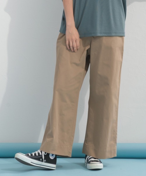 OMNES(オムネス)の「カラーチノパンツ(チノパンツ・レディース・カーキ/イエロー/ベージュ/ネイビー・LARGE/MEDIUM)」の2枚目の写真