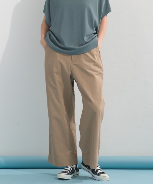 OMNES(オムネス)の「カラーチノパンツ(チノパンツ・レディース・カーキ/イエロー/ベージュ/ネイビー・LARGE/MEDIUM)」の18枚目の写真