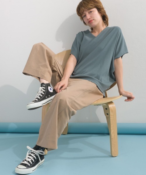 OMNES(オムネス)の「カラーチノパンツ(チノパンツ・レディース・カーキ/イエロー/ベージュ/ネイビー・LARGE/MEDIUM)」の14枚目の写真