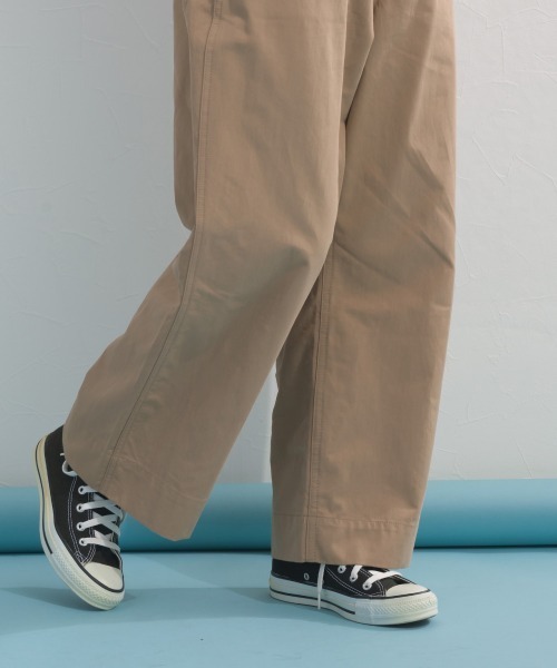 OMNES(オムネス)の「カラーチノパンツ(チノパンツ・レディース・カーキ/イエロー/ベージュ/ネイビー・LARGE/MEDIUM)」の21枚目の写真