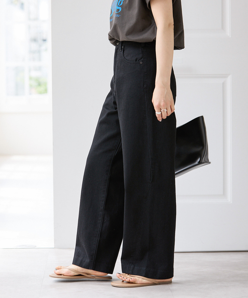 U by SPICK&SPAN(ユーバイスピックアンドスパン)の「ペグパイプデニム(デニムパンツ・レディース・ブルー/ブラック・36/38)」の18枚目の写真