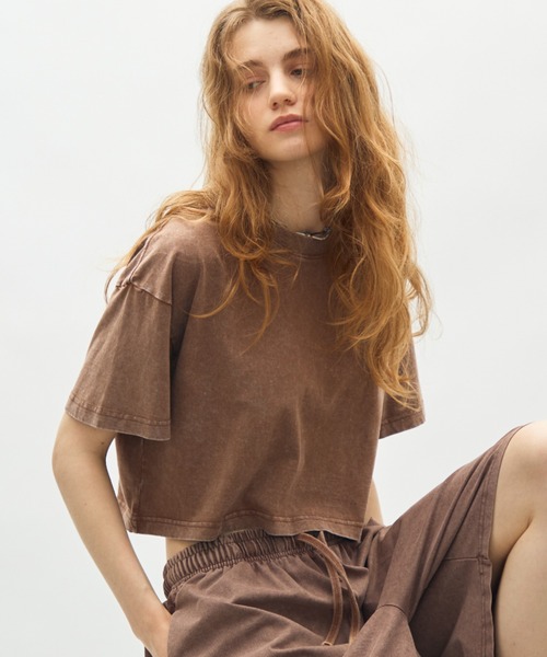 full/fill.(フルフィル)の「wash short T / ウォッシュショートT(Tシャツ/カットソー・レディース・ブラウン/ブラック/ベージュ・FREE)」の3枚目の写真
