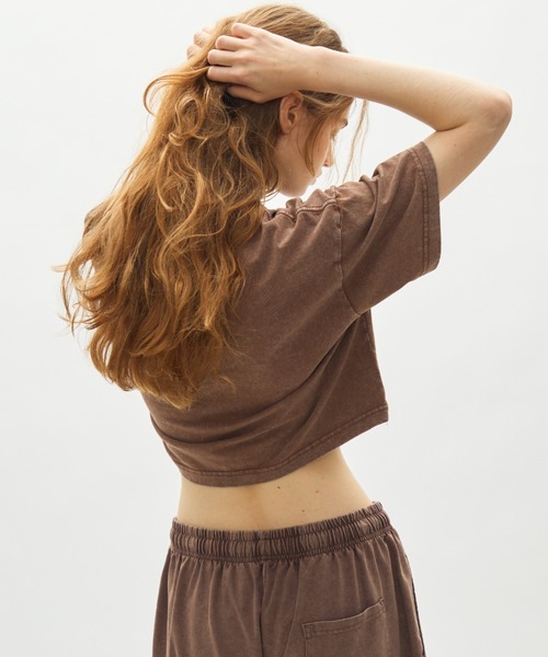 full/fill.(フルフィル)の「wash short T / ウォッシュショートT(Tシャツ/カットソー・レディース・ブラウン/ブラック/ベージュ・FREE)」の18枚目の写真