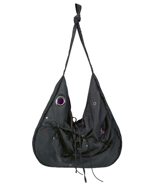 Never mind the XU / Chikashitsu+（ネバーマインド ザ エックスユー / チカシツプラス）の「【YEOMIM x Miseki seoul】Messy bag / 【ヨミム×ミセキソウル】アイレットリボンストライプショルダーバッグ（ショルダーバッグ・レディース・ブラウン/ネイビー・ONE SIZE）」の17枚目の写真