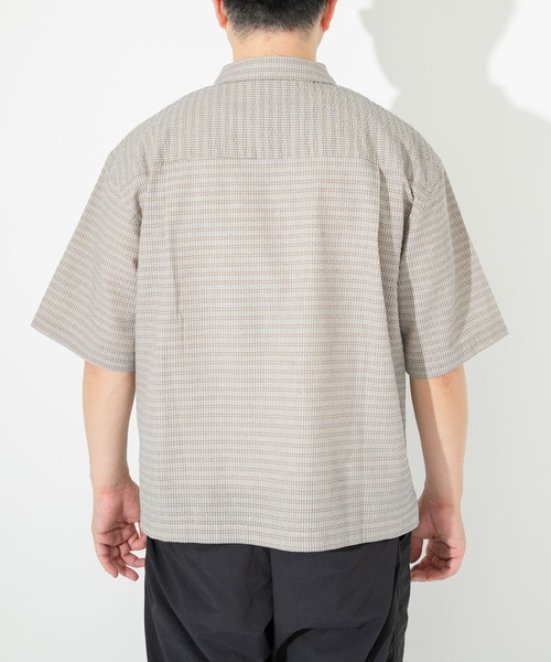 URBAN RESEARCH Sonny Label（アーバンリサーチサニーレーベル）の「シアサッカーハーフジッププルオーバー（シャツ/ブラウス・メンズ・ブルー/ベージュ・LARGE/MEDIUM）」の12枚目の写真