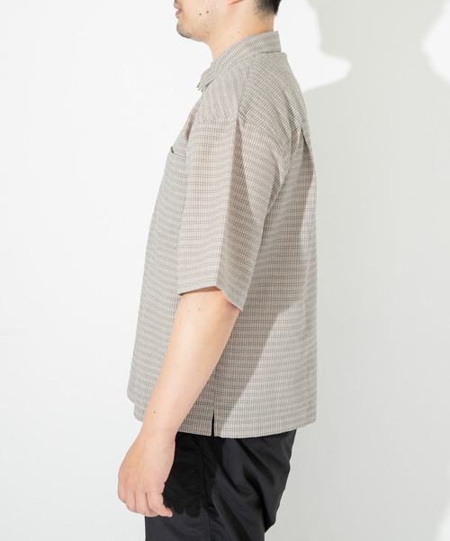 URBAN RESEARCH Sonny Label（アーバンリサーチサニーレーベル）の「シアサッカーハーフジッププルオーバー（シャツ/ブラウス・メンズ・ブルー/ベージュ・LARGE/MEDIUM）」の11枚目の写真