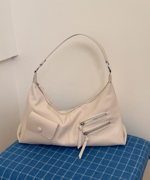 Chiina(チーナ)の「【Chiina】2WAYコンパクトハンドバッグ(ハンドバッグ・レディース・ブラック/ブルーグレー/オフホワイト・FREE)」の5枚目の写真