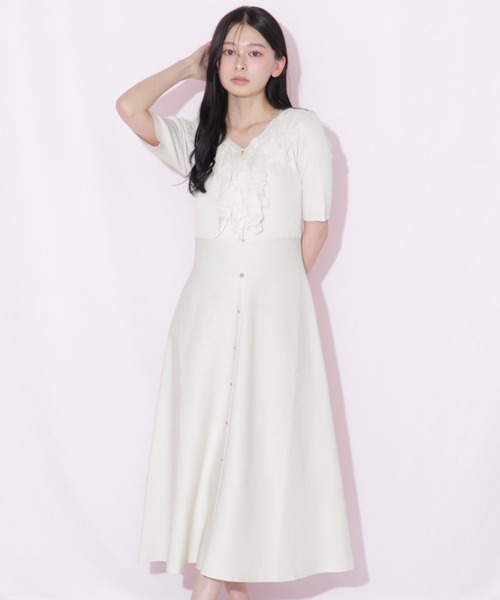 JILL by JILL STUART(ジルバイジルスチュアート)の「レースフリルニットワンピース(ワンピース・レディース・ピンク/ホワイト/ブラック・FREE)」の2枚目の写真