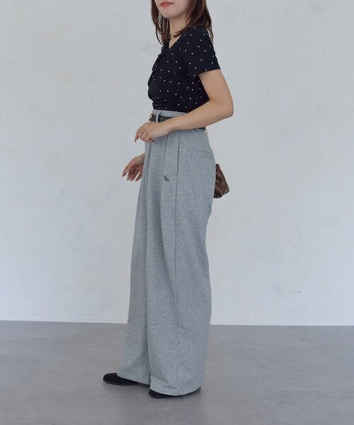 Thevon(ゼボン)の「【Yuna企画】ハイウエスト2タックスウェットパンツ(スウェットパンツ・レディース・ライトグレー・S/X-SMALL/M)」の4枚目の写真