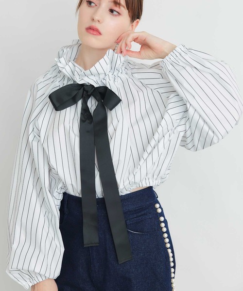 PICCIN(ピッチン)の「ピンストライプザビエルブラウス(シャツ/ブラウス・レディース・ブラック系その他/ホワイト系その他・M)」の3枚目の写真
