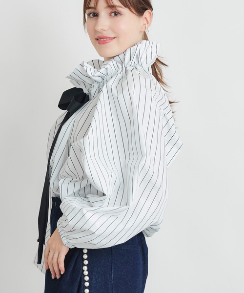 PICCIN(ピッチン)の「ピンストライプザビエルブラウス(シャツ/ブラウス・レディース・ブラック系その他/ホワイト系その他・M)」の4枚目の写真