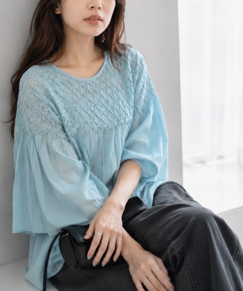 Muffiny(マフィニー)の「ボリュームスリーブブラウス【Indian Cotton】(シャツ/ブラウス・レディース・ブラック/オフホワイト/サーモンピンク/ライトブルー・MEDIUM)」の3枚目の写真