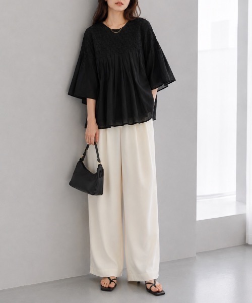 Muffiny(マフィニー)の「ボリュームスリーブブラウス【Indian Cotton】(シャツ/ブラウス・レディース・ブラック/オフホワイト/サーモンピンク/ライトブルー・MEDIUM)」の14枚目の写真
