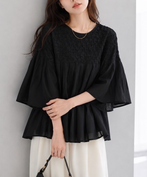 Muffiny(マフィニー)の「ボリュームスリーブブラウス【Indian Cotton】(シャツ/ブラウス・レディース・ブラック/オフホワイト/サーモンピンク/ライトブルー・MEDIUM)」の17枚目の写真
