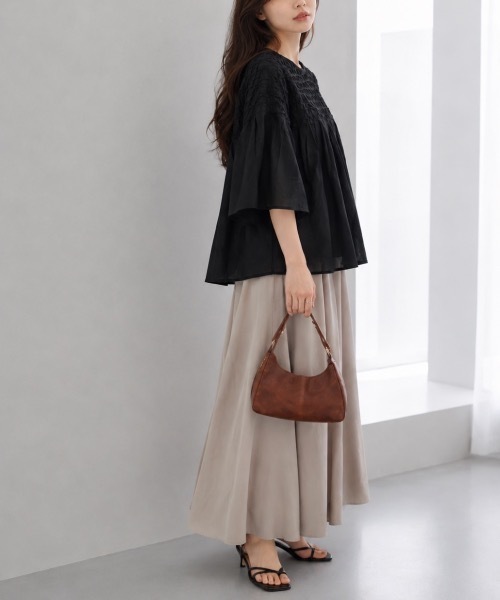 Muffiny(マフィニー)の「ボリュームスリーブブラウス【Indian Cotton】(シャツ/ブラウス・レディース・ブラック/オフホワイト/サーモンピンク/ライトブルー・MEDIUM)」の21枚目の写真