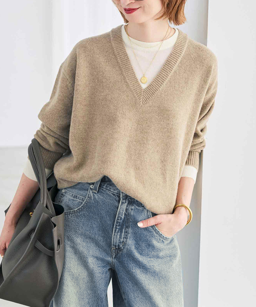 Spick & Span(スピックアンドスパン)の「レイヤード風Vネックプルオーバー(ニット/セーター・レディース・グレー/ベージュ系その他・FREE)」の12枚目の写真