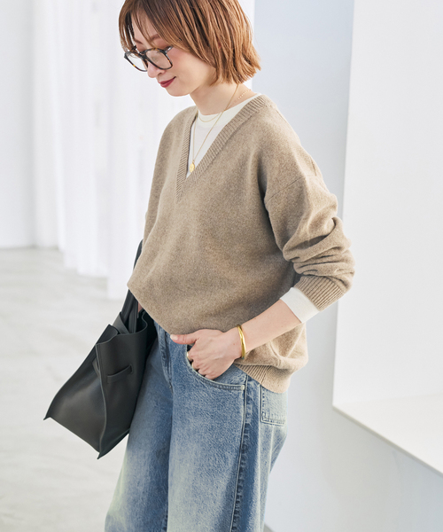 Spick & Span(スピックアンドスパン)の「レイヤード風Vネックプルオーバー(ニット/セーター・レディース・グレー/ベージュ系その他・FREE)」の14枚目の写真