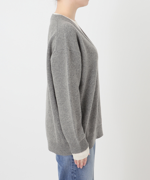 Spick & Span(スピックアンドスパン)の「レイヤード風Vネックプルオーバー(ニット/セーター・レディース・グレー/ベージュ系その他・FREE)」の21枚目の写真