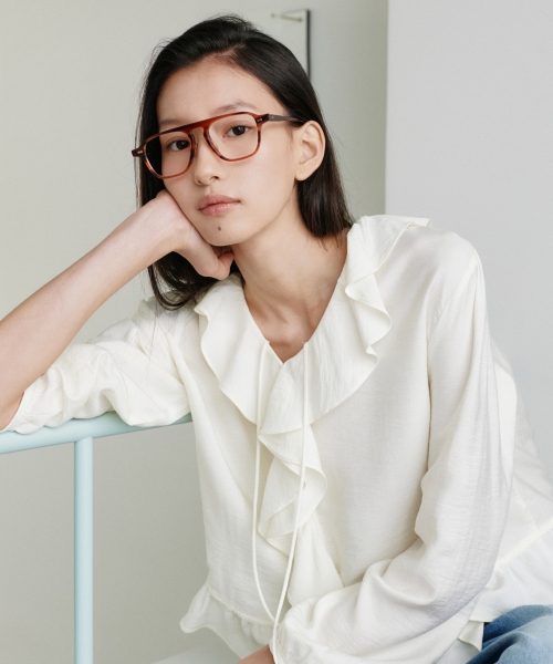 URAGO（ユラーゴ）の「Check frill blouse（シャツ/ブラウス・レディース・ブラック/アイボリー・FREE）」の4枚目の写真