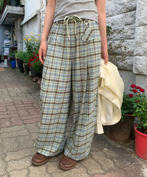 RONRON（ロンロン）の「HEART KEYRING CHECK JOGGER PANTS MINT（スウェットパンツ・レディース・その他・FREE）」の2枚目の写真