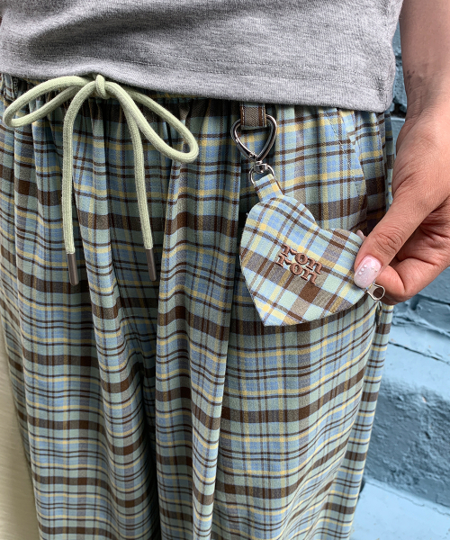 RONRON（ロンロン）の「HEART KEYRING CHECK JOGGER PANTS MINT（スウェットパンツ・レディース・その他・FREE）」の3枚目の写真