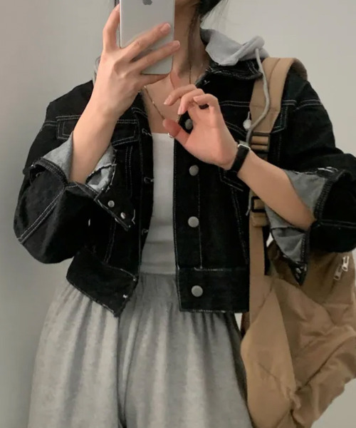 VIVID LADY(ビビッドレディー)の「取り外しフード ショートデニムジャケット(デニムジャケット・レディース・ブラック・FREE)」の4枚目の写真