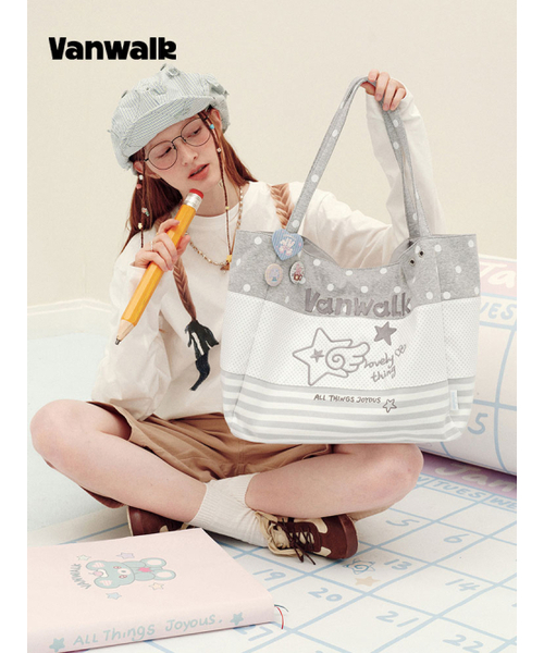 VANWALK（バンウォーク）の「クロッグサンダル トートバッグ [ストッキング シルバー]（ショルダーバッグ・レディース・シルバー・FREE）」の6枚目の写真