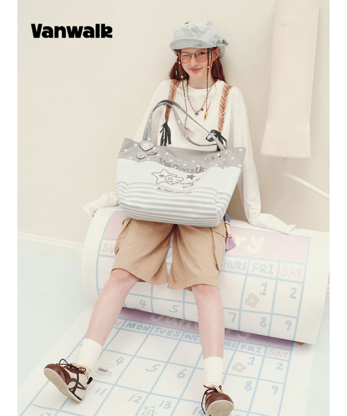 VANWALK（バンウォーク）の「クロッグサンダル トートバッグ [ストッキング シルバー]（ショルダーバッグ・レディース・シルバー・FREE）」の4枚目の写真