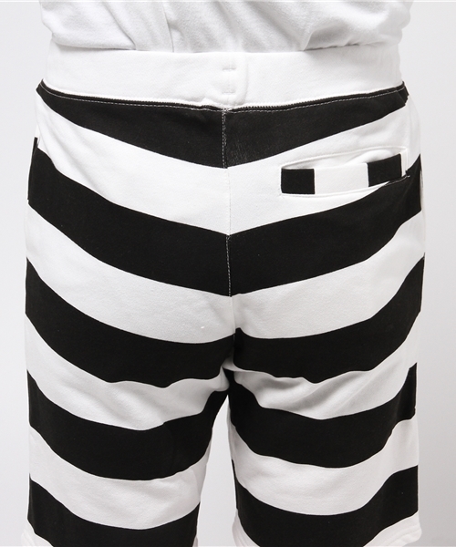 WEGO（ウィゴー）の「WEGO/総柄スウェットショーツ（その他パンツ・メンズ・その他1/その他2/その他3/トリコロール/ブラック系その他/その他4/その他7/その他6/その他9/その他5/その他8・MEDIUM/X-LARGE/LARGE）」の17枚目の写真