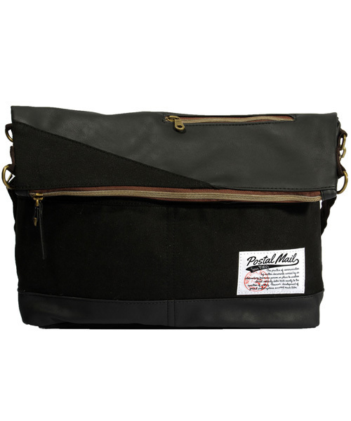 8(eight)(エイト)の「PUレザー メッセンジャーバッグ クラッチバッグ にもなる(メッセンジャーバッグ・メンズ・ネイビー/ブルー/キャメル/ブラック/インディゴブルー/カモフラージュ・FREE)」の2枚目の写真