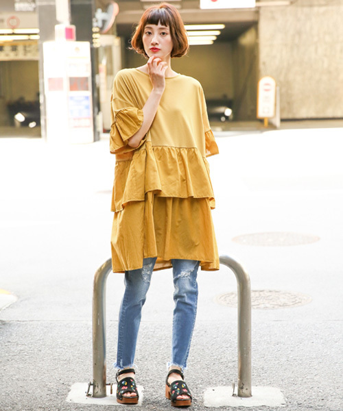 LOWRYS FARM(ローリーズファーム)の「フリルワンピース 760697 (ワンピース・レディース・アイボリー/ブラック/マスタード・LARGE/MEDIUM)」の17枚目の写真