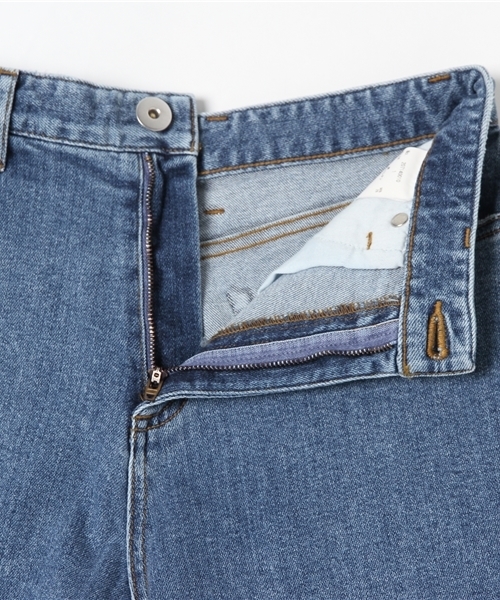 STUDIOUS（ステュディオス）の「ヴィンテージライクテーパードデニム（デニムパンツ・レディース・サックスブルー・1/0）」の10枚目の写真